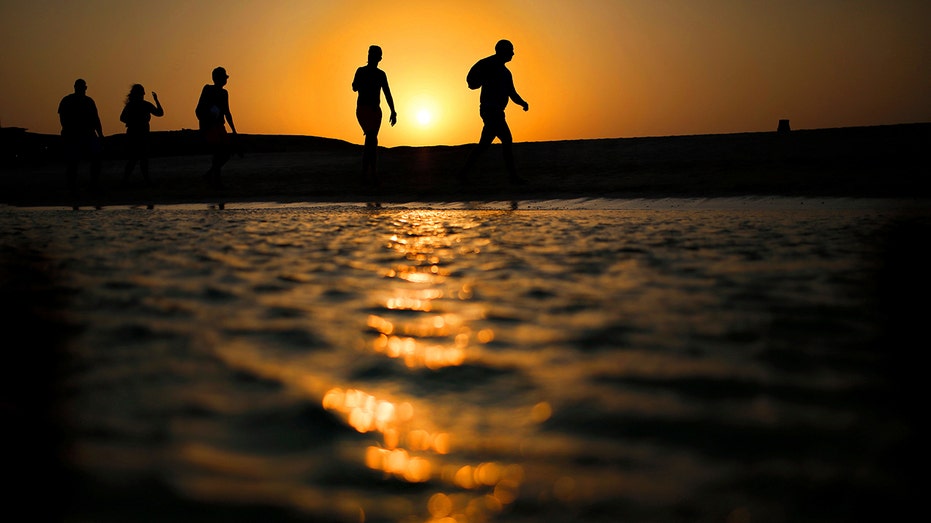 Tragedy in the Red Sea: 6 Dead After Tourist Submarine Sinks