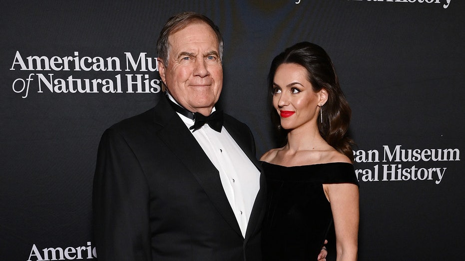 Jordon Hudson Pokes Fun at Bill Belichick’s Suit at NHL Playoff Game Amid Relationship Buzz