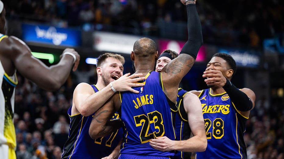 LeBron James' Last-Second Heroics Propel Lakers Over Pacers