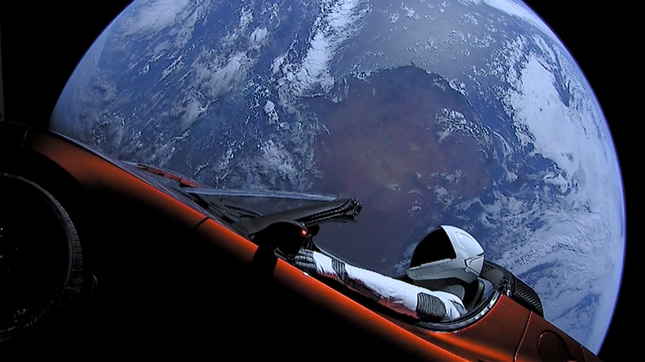Oops! Astronomers Mistake Elon Musk's Tesla Roadster for Asteroid