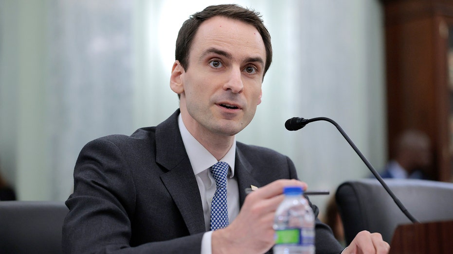 AI at the Crossroads: How the White House Deregulation Push Rewrites the Rules of Power