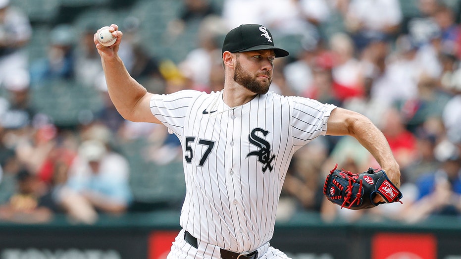 Adrian Houser Pukes in Dugout, Returns to Pitch Against Blue Jays in Stunning Display