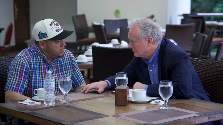 Senator Van Hollen Finally Meets Deported Maryland Man in El Salvador Amid Legal Firestorm