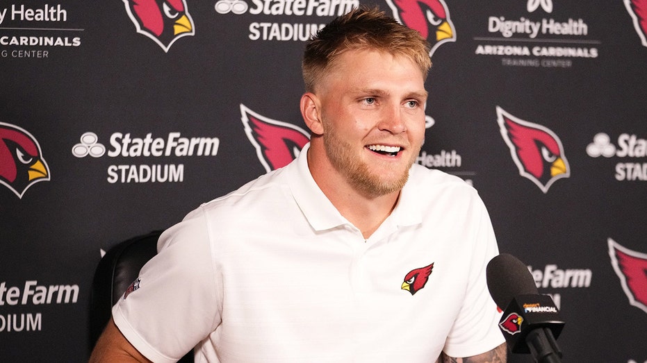 Cardinals' Trey McBride Earns NFL Elite Respect at Tight End University