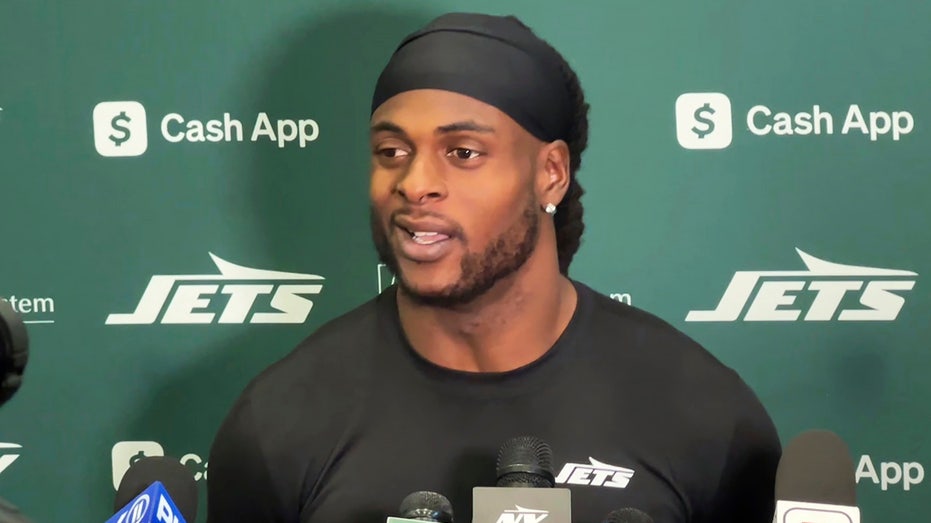 Jets Part Ways with Davante Adams After Less Than One Season