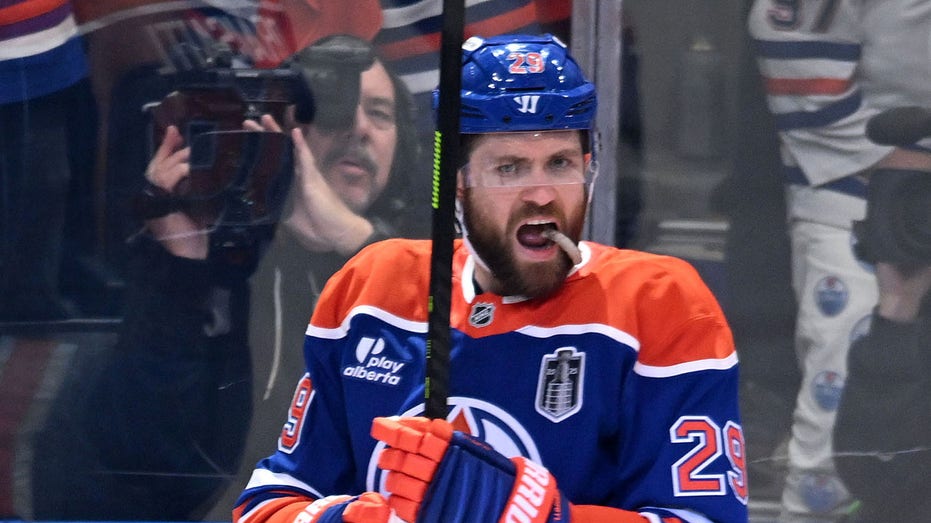 Oilers Rally Past Panthers in 4-3 Overtime Thriller to Open Stanley Cup Final