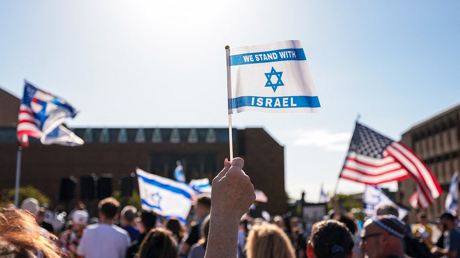 Trump Admin Vows to Combat Antisemitism in NYC Schools: A Closer Look