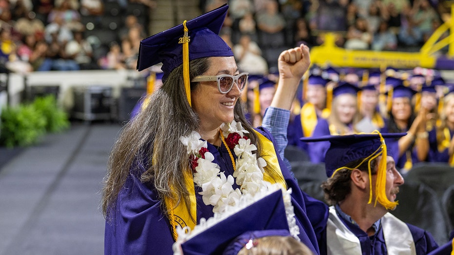 Blind Tennessee Mom of Five Graduates with Honors Alongside Guide Dog