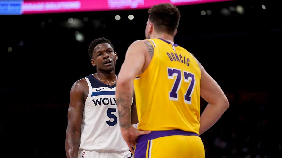 Anthony Edwards’ Monster Dunk Turns Heads, But Lakers Level the Series Against Timberwolves