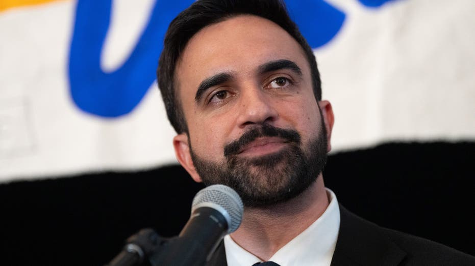 Jewish Group Condemns NYC Mayoral Candidate Mamdani for Mocking Hanukkah Traditions