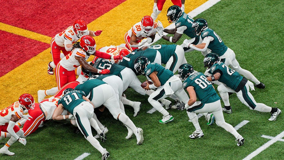 FOX’s 2025 NFL Schedule Kicks Off with Super Bowl LIX Rematch Showdown