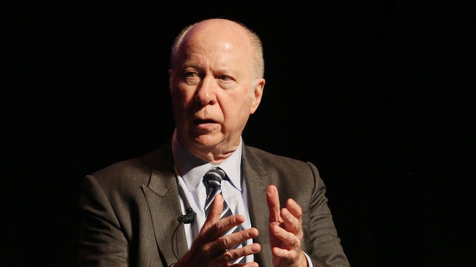 David Gergen, Trusted Advisor to 4 U.S. Presidents, Dies at 83