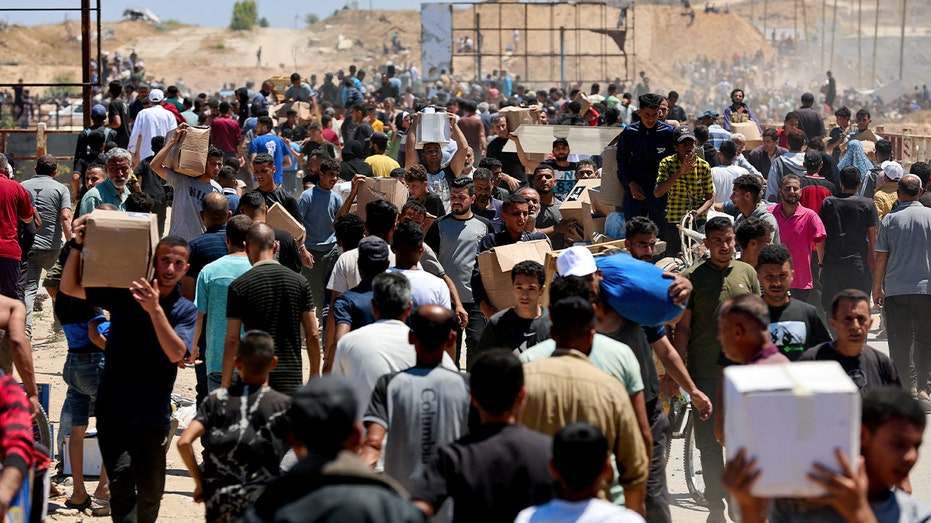 Gaza Aid Crisis: Humanitarian Group Pauses Distribution Amid Deadly Violence