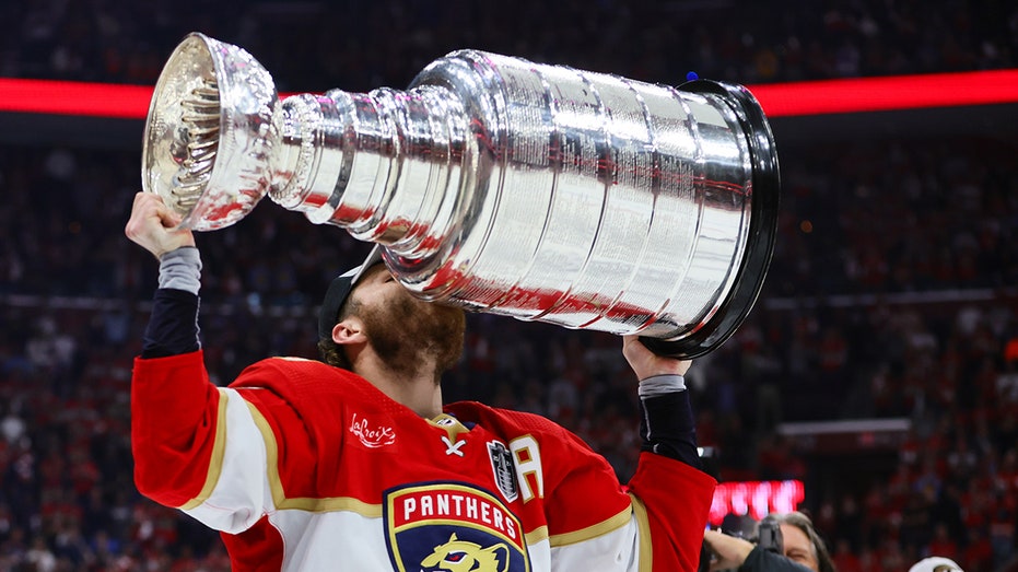 Ron DeSantis Chirps at Canada's 'Boycott' of Florida, Stanley Cup Drought
