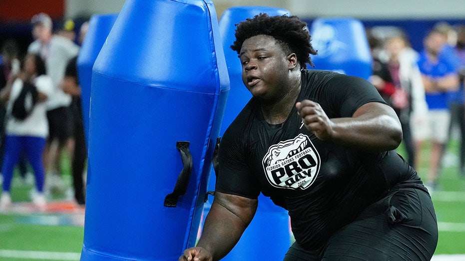 Desmond Watson Aims to Be NFL’s Heaviest Draft Pick in History