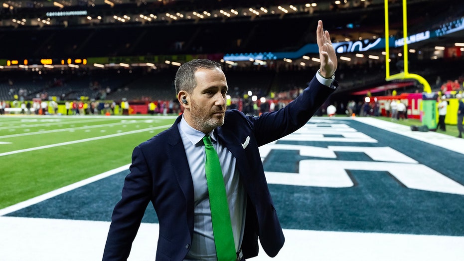 Eagles GM Howie Roseman Compares Super Bowl Wins to First-Time Sex: 'Have Fun and Enjoy This'