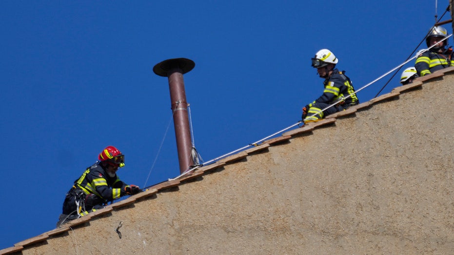 Sistine Chapel Chimney Installed as Vatican Prepares for Pope Francis’ Successor