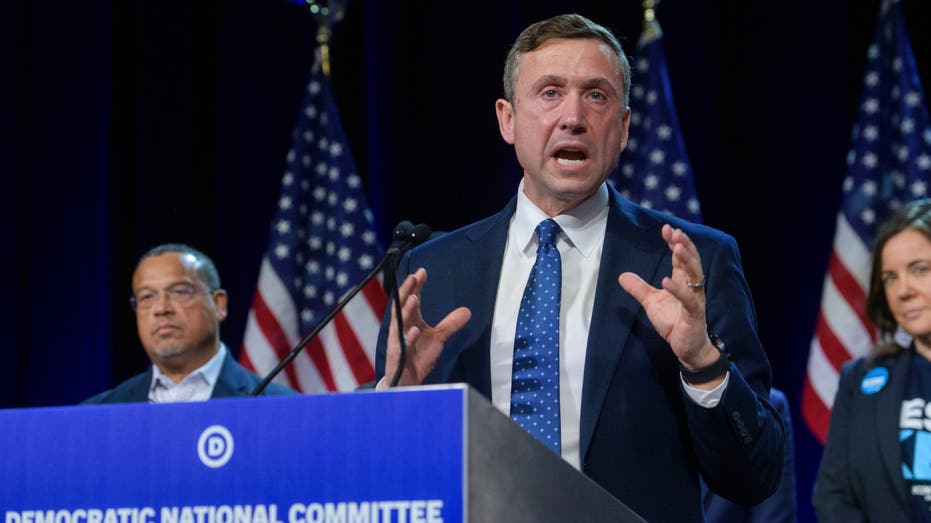Democrats in Turmoil: Ken Martin’s DNC Leadership Faces Infighting and Fundraising Woes