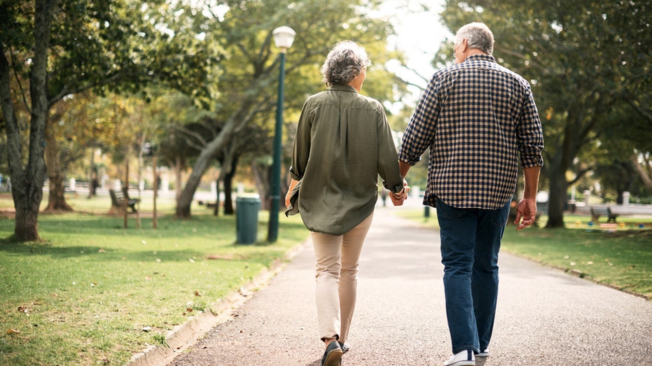 11 Lifestyle Changes to Ward Off Alzheimer’s, According to Brain Health Expert