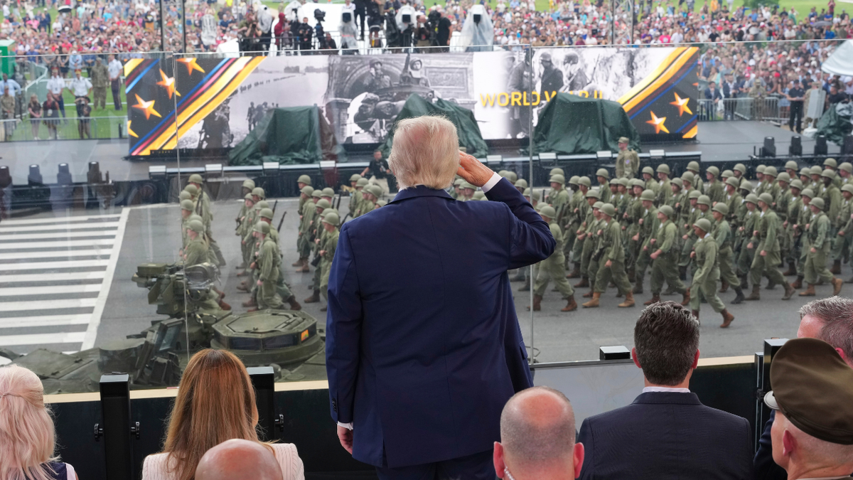 Trump Salutes U.S. Army at Spectacular 250th Birthday Parade in D.C.