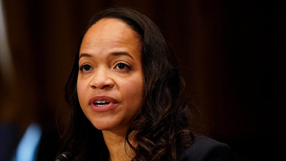 Federal Judge Tells ICE to Hit Undo on 133 Student Visa Terminations