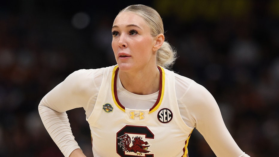 Chloe Kitts Steals Spotlight at NBA Draft Supporting Boyfriend Collin Murray-Boyles