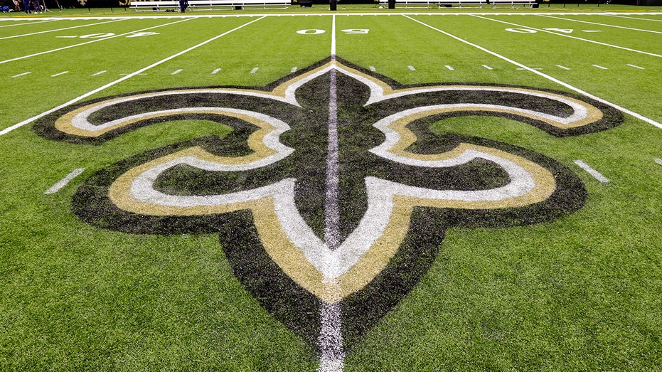 Saints Mourn Passing of Beloved Equipment Manager Dan Simmons