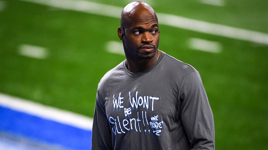 Adrian Peterson’s Poker Game Brawl Caught on Video in Houston