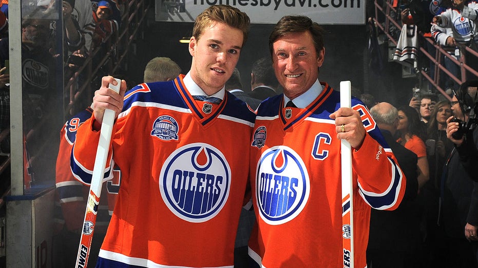 Wayne Gretzky Crowns Connor McDavid Hockey’s Best in Stanley Cup Thriller